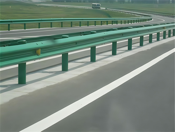 乌鲁木齐波形梁护栏在高速公路的应用